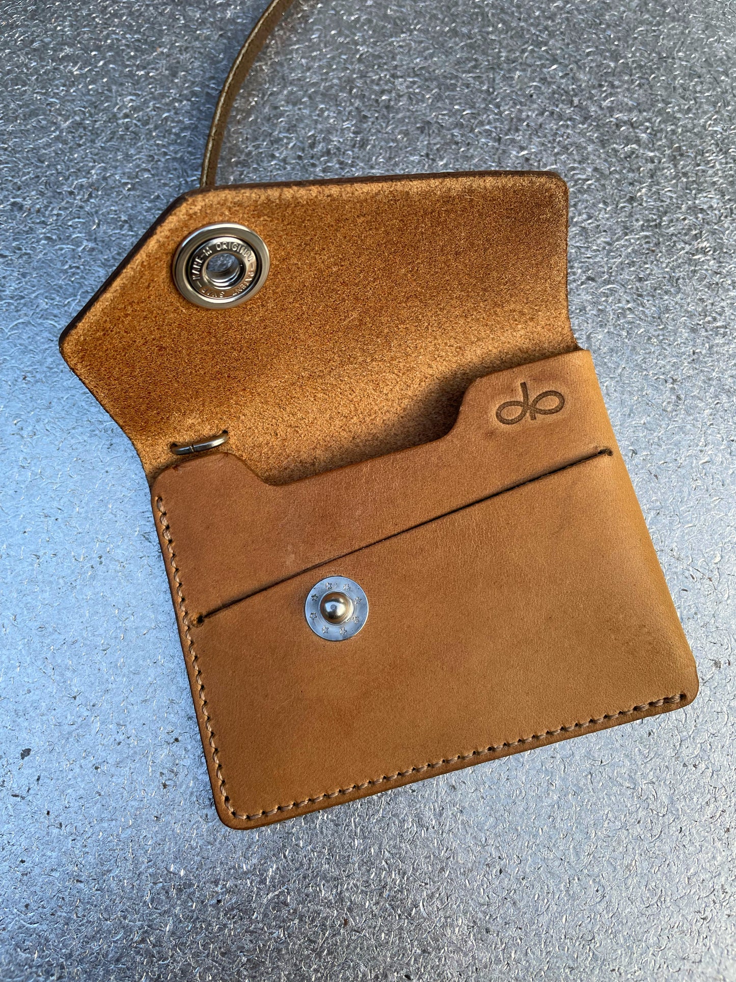 CODA wallet crazy horse tan