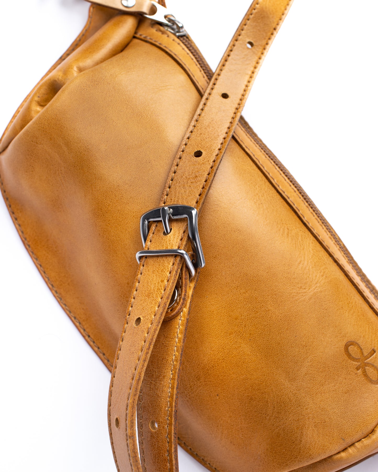 Fournier small sling light tan