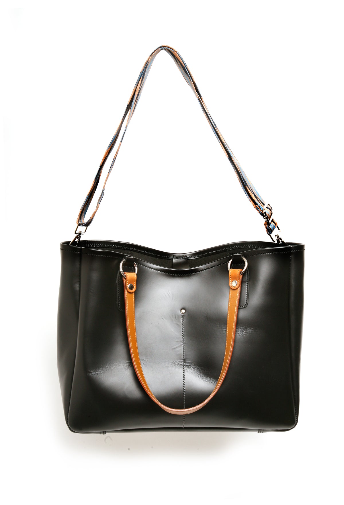 BESSO leather tote bag in black, hanging