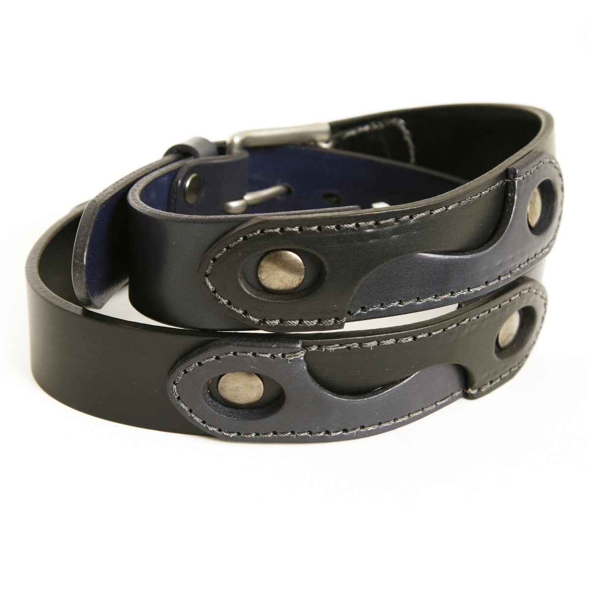 CHICANE Moto belt in English bridle leather, reinforced with an additional patch, buckle detail