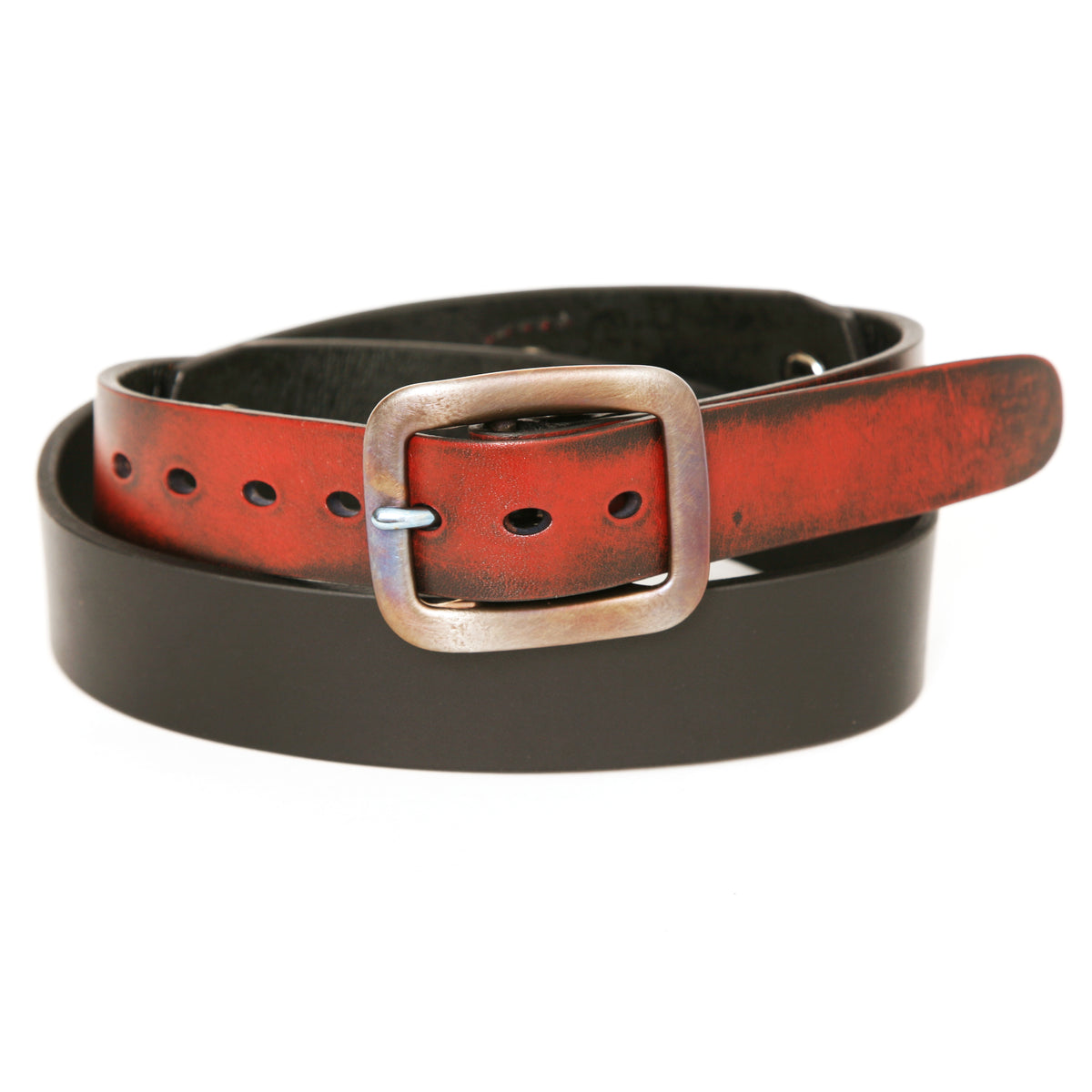DAKAR Moto Belt in 12oz English bridle leather, leather grain and edge detail