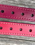 SHOW Narrow Stitched English bridle leather belt in desert pink, buckle detail