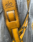 Vintage Guitar strap diamond stud Burnt Thistle in vegetable-tanned leather, burnished edges, strap end and hardware detail