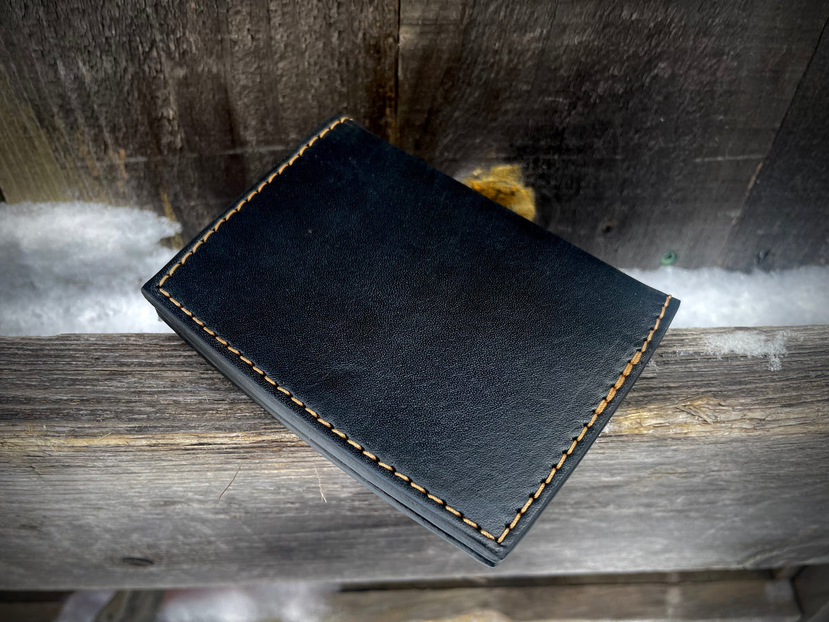 Yanagi wallet in vegetable-tanned leather, alternate angle