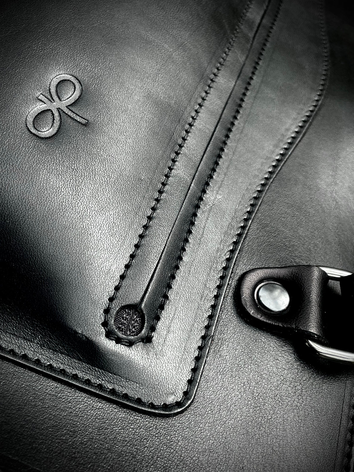 CHAGA briefcase black in English bridle black full-grain leather, side view