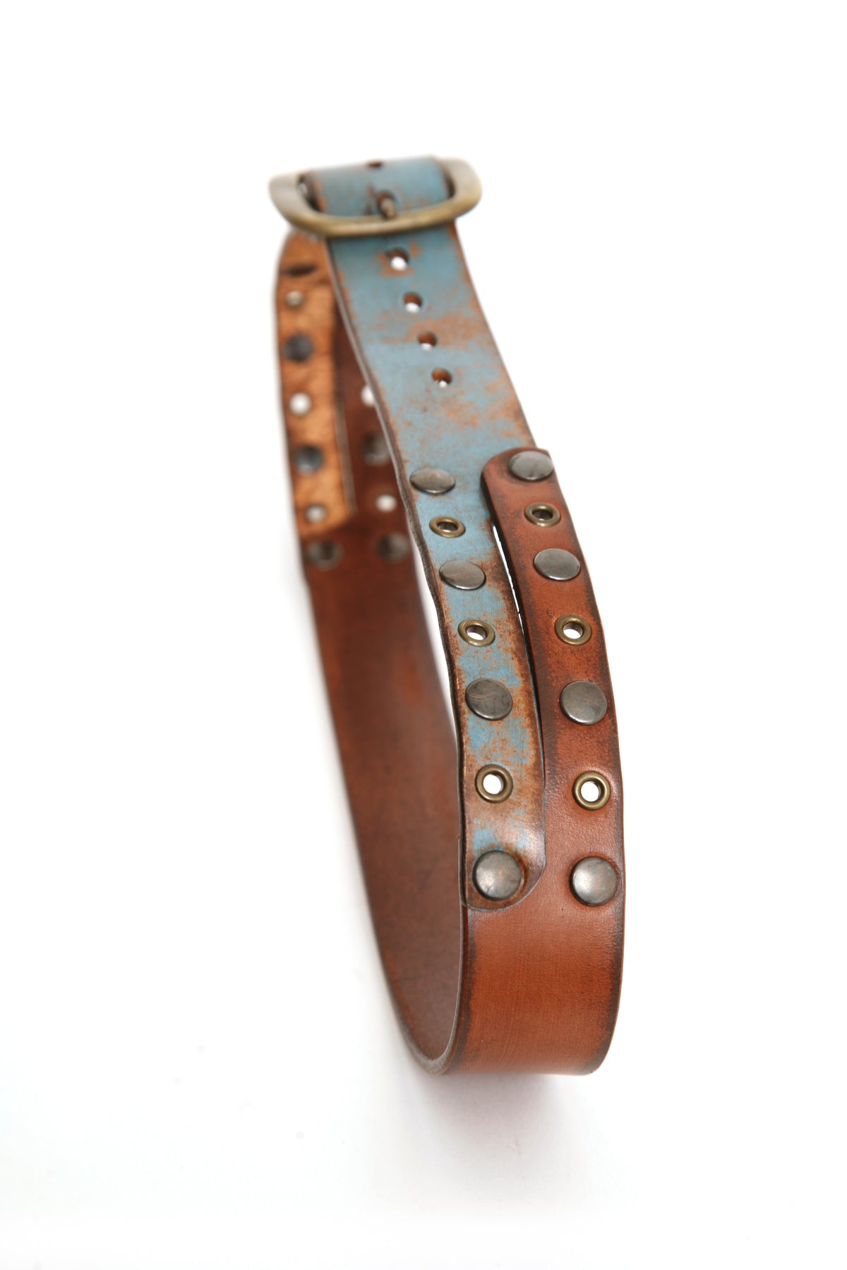 ERIN SHOW classic jean belt in 12oz English bridle leather, reverse side showing keeper loop