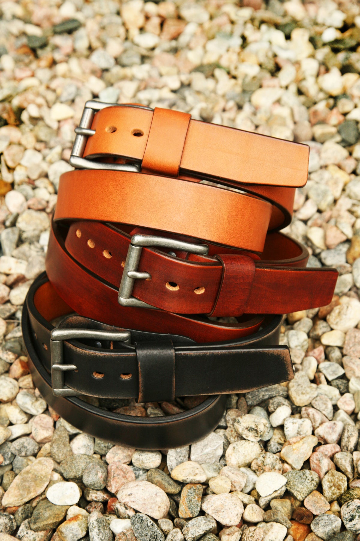 WORKER MAGNUM belt in robust 13oz leather with stainless-steel hardware, further detail view