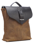 KUURU LG leather shoulder bag in brown, detail