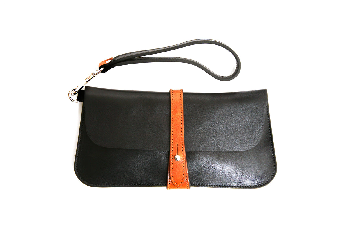 LILY clutch wallet in leather, interior card slots