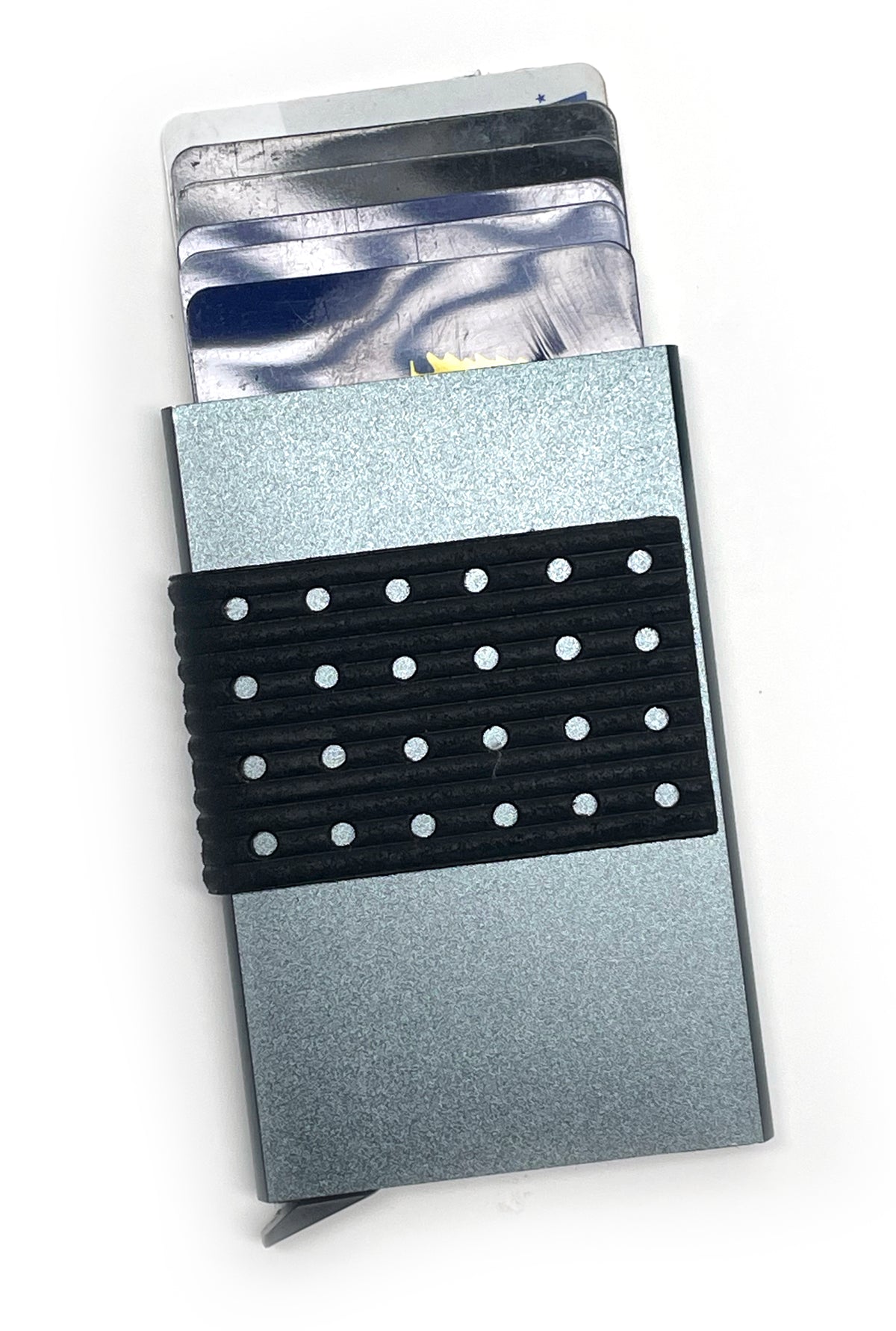 Zip Wallet Norse Themed with an RFID 6 card case in Italian vegetable-tanned leather, further detail view