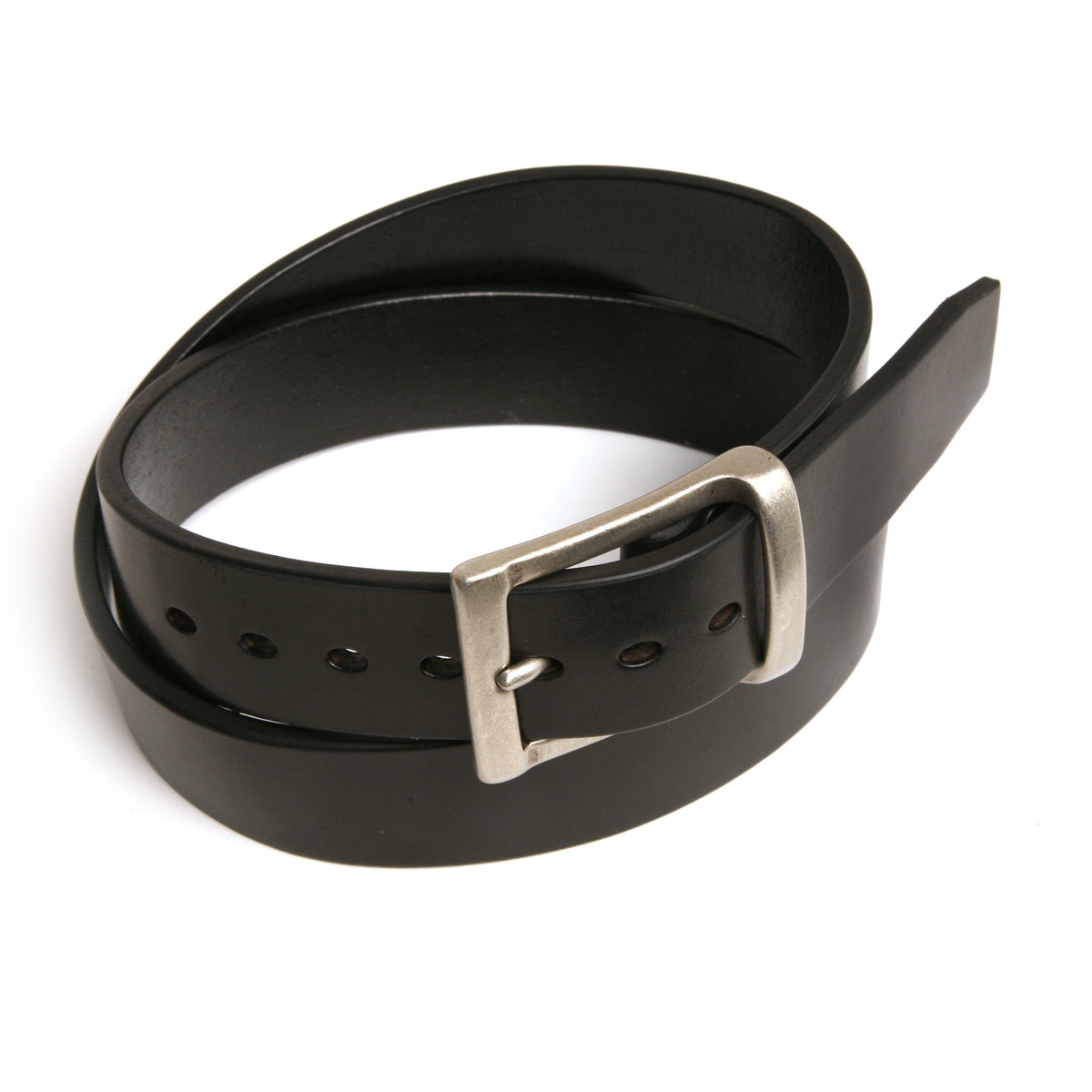 REKKER Belt in premium 13oz English bridle leather, reverse side showing keeper loop