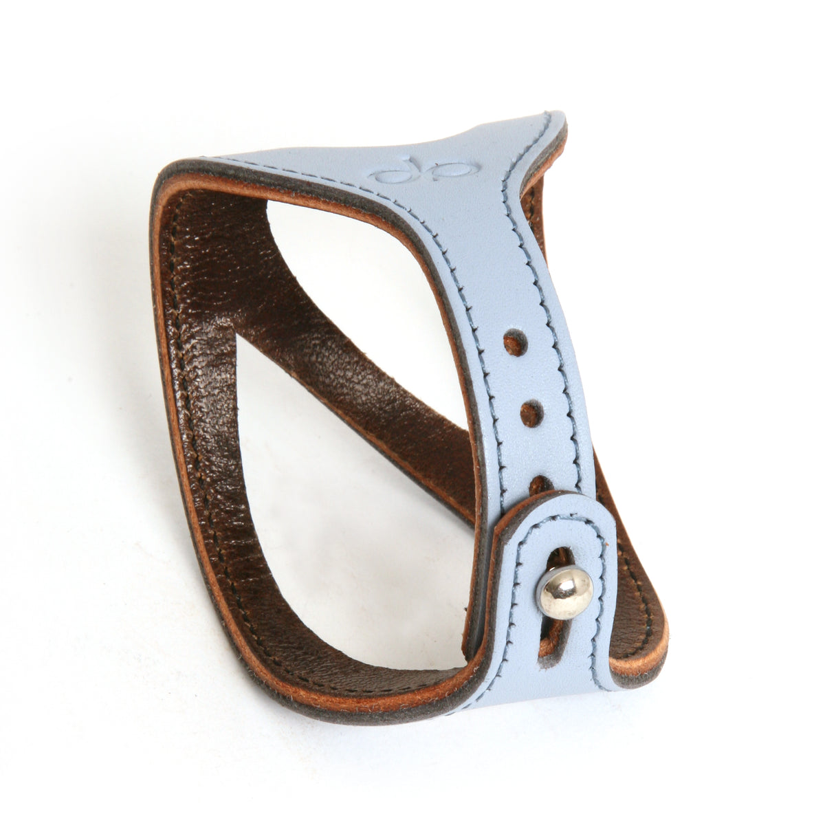 Wide Drop cuff with button in medium-weight premium leather (lighter weights lined; thicker vegetable-tanned weights unlined), additional view