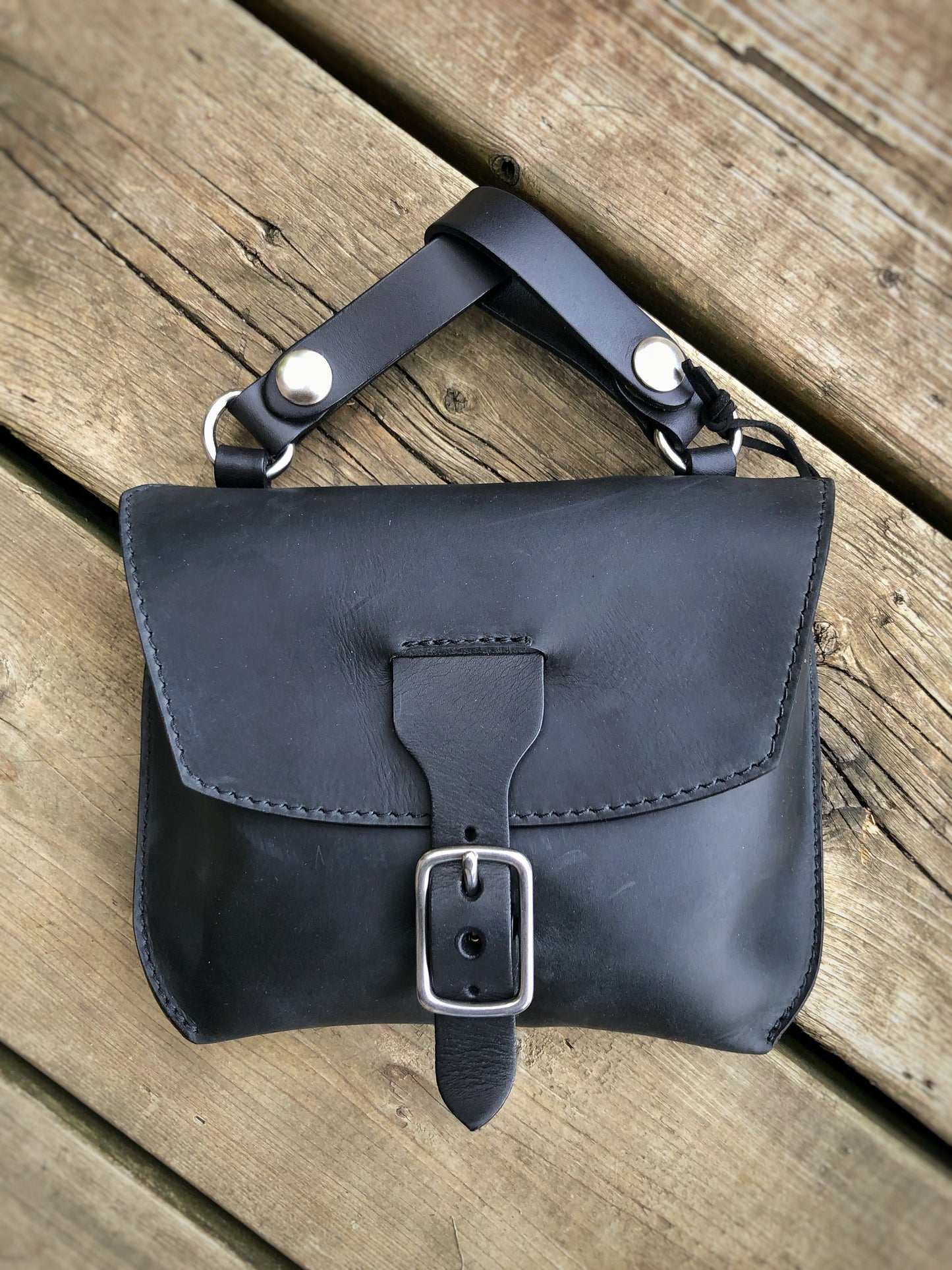 Kuuru Traveler Side Bag oiled black