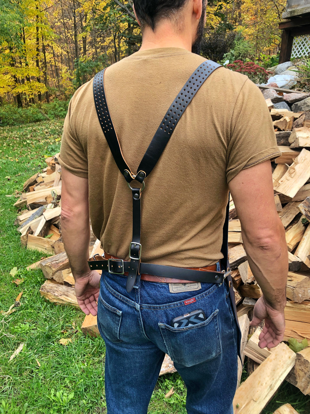 Leather Apron blue and tan in top-grain leather (single panel, no seams) with stainless-steel hardware, additional view