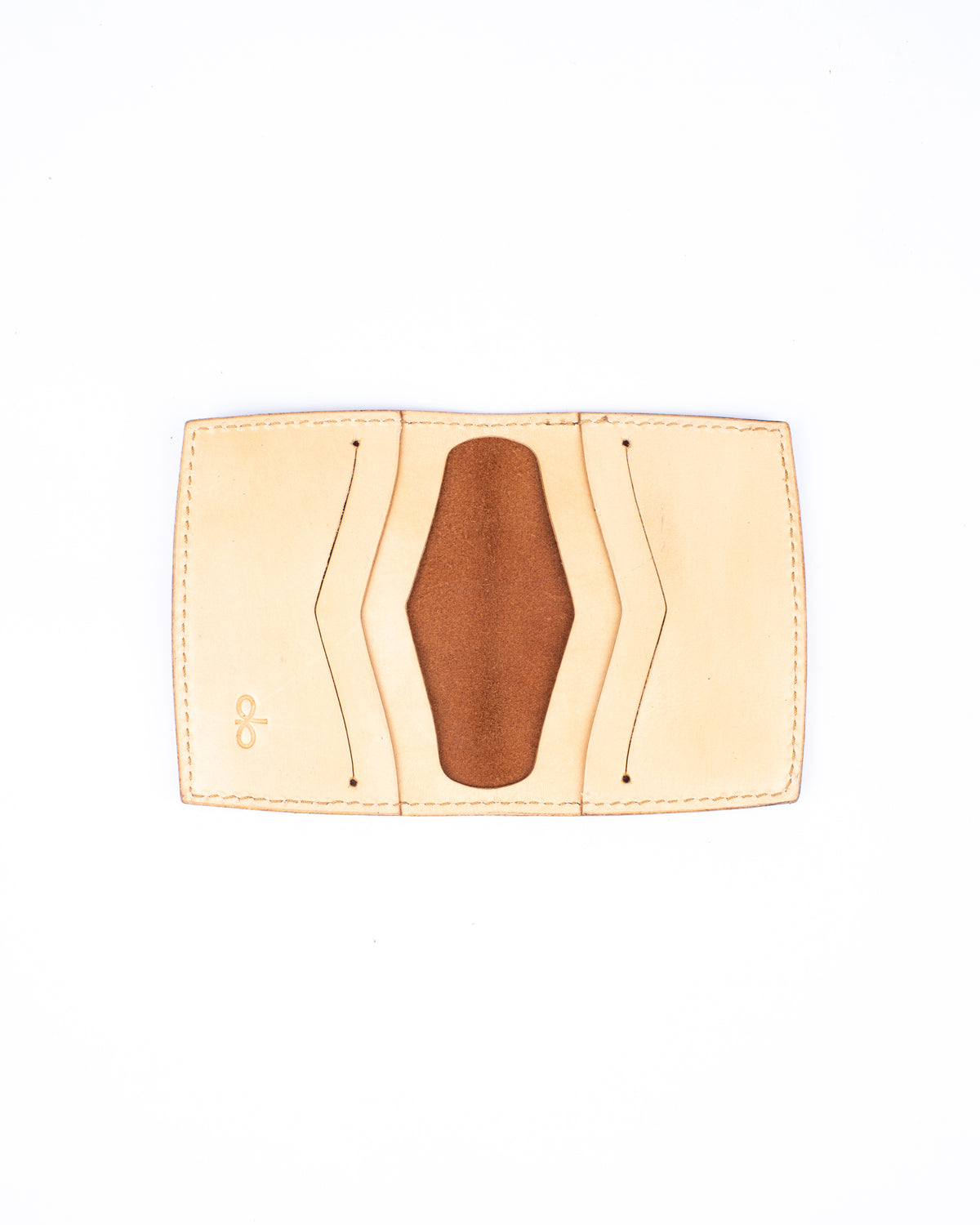 Yanagi wallet in vegetable-tanned leather, interior card slots