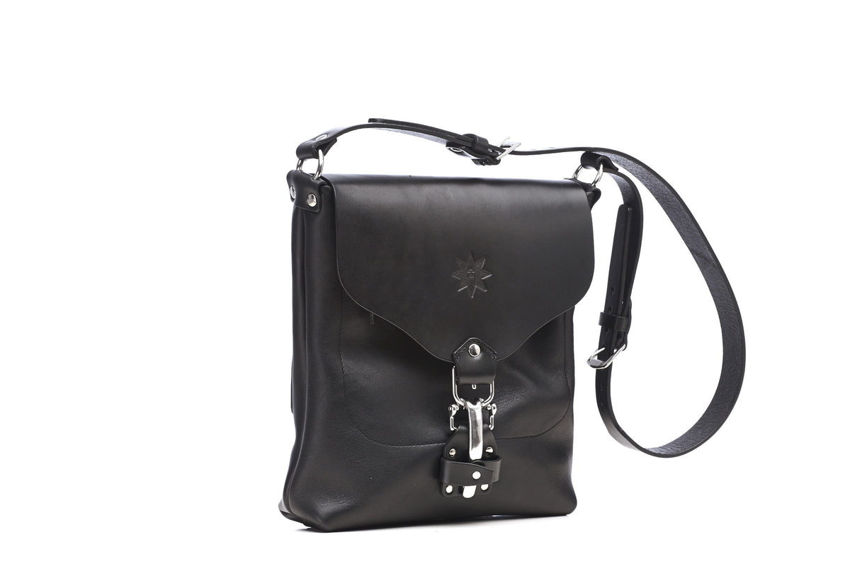 KUURU Bag LG black leather bag with buckle, alternate view