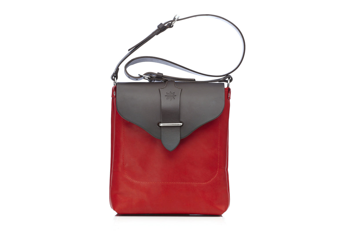 KUURU Bag leather bag in red, front view