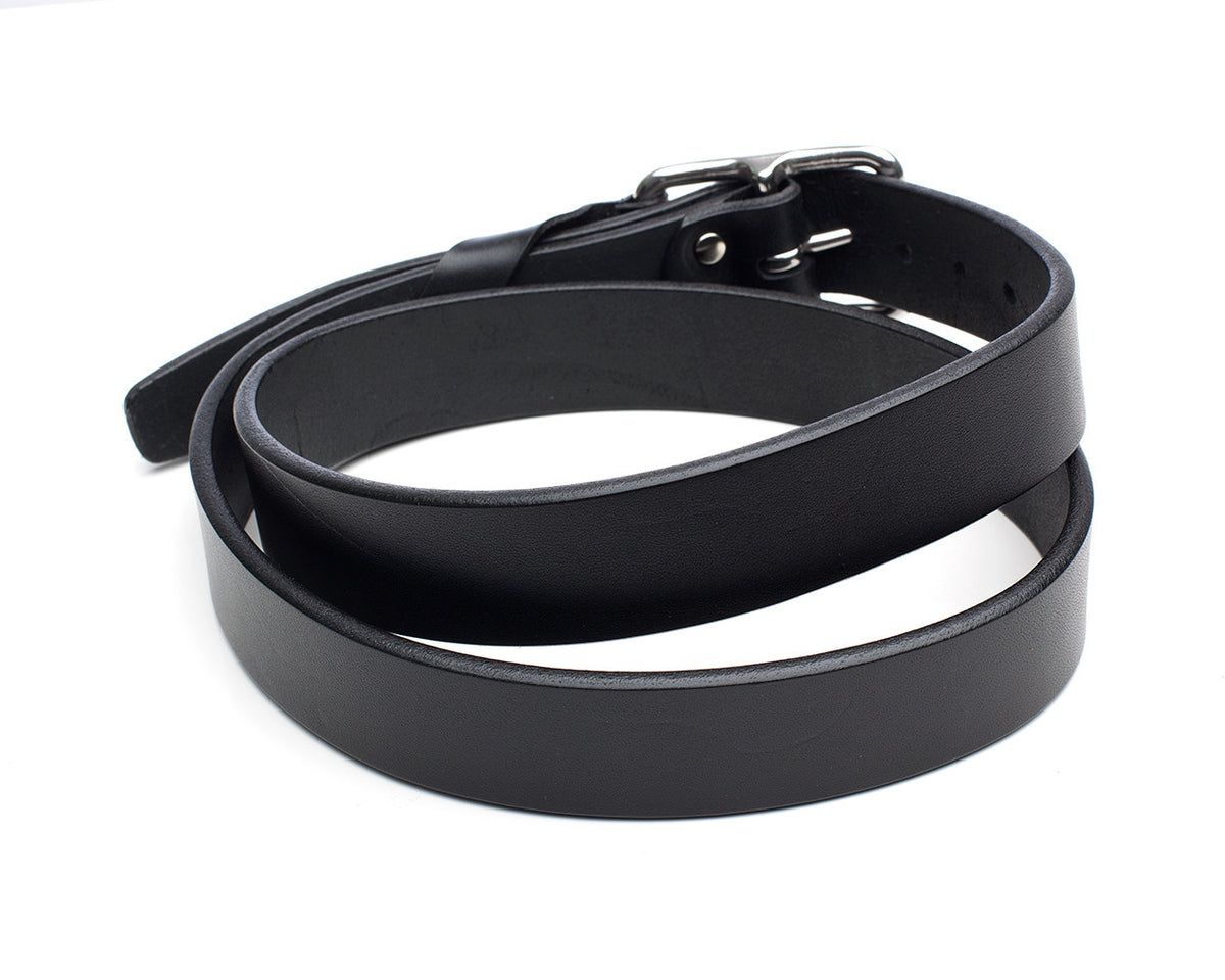 PEREGRINE belt in vegetable-tanned leather (Wicket and Craig of USA), buckle detail