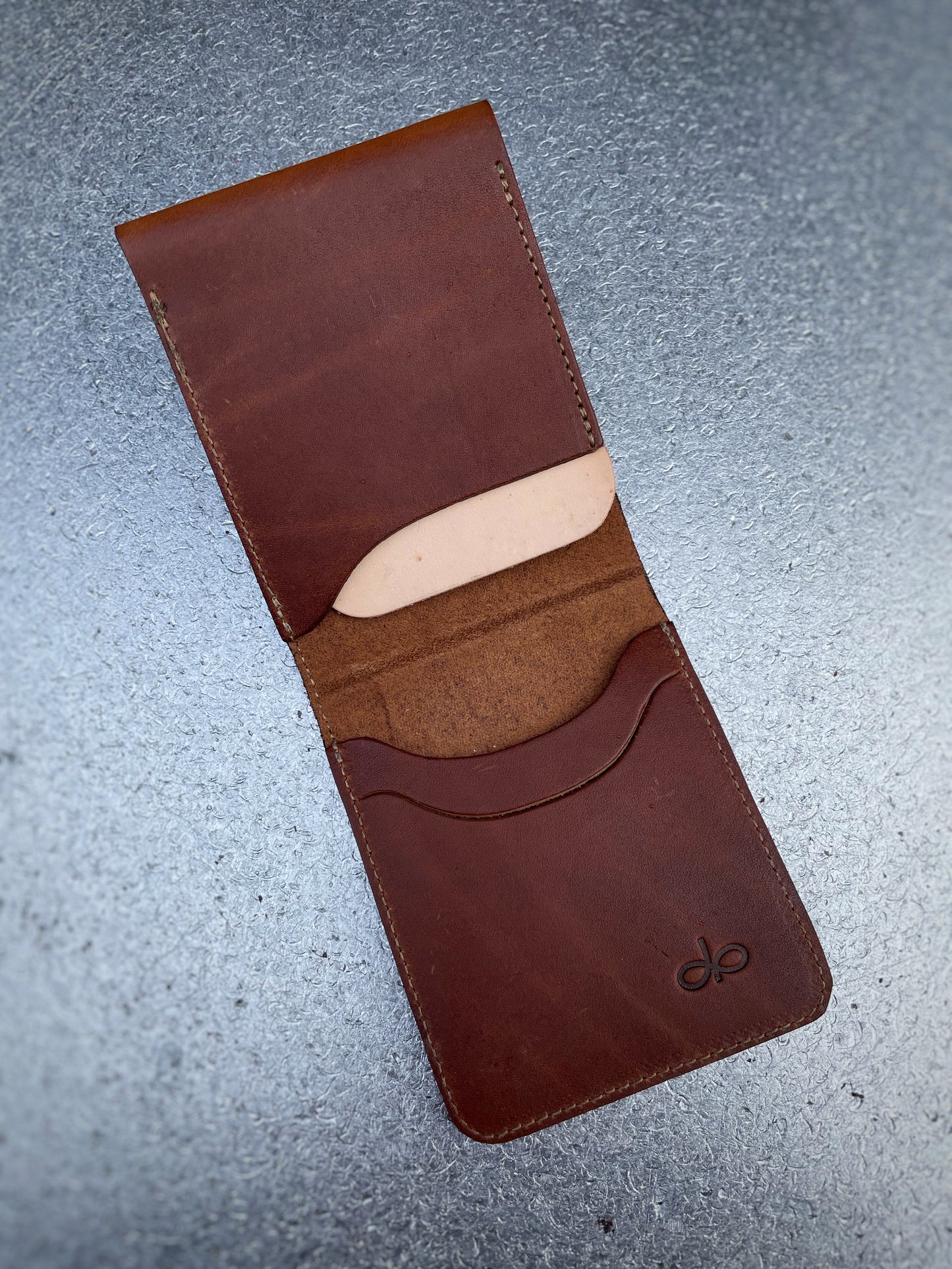 Slingshot wallet medium brown
